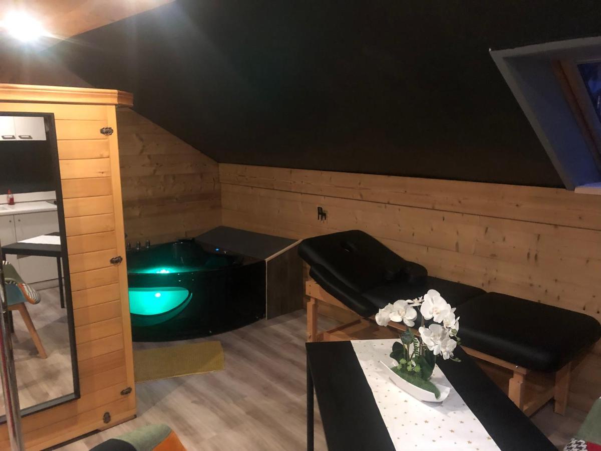 Love Chalet Nancray Bagian luar foto
